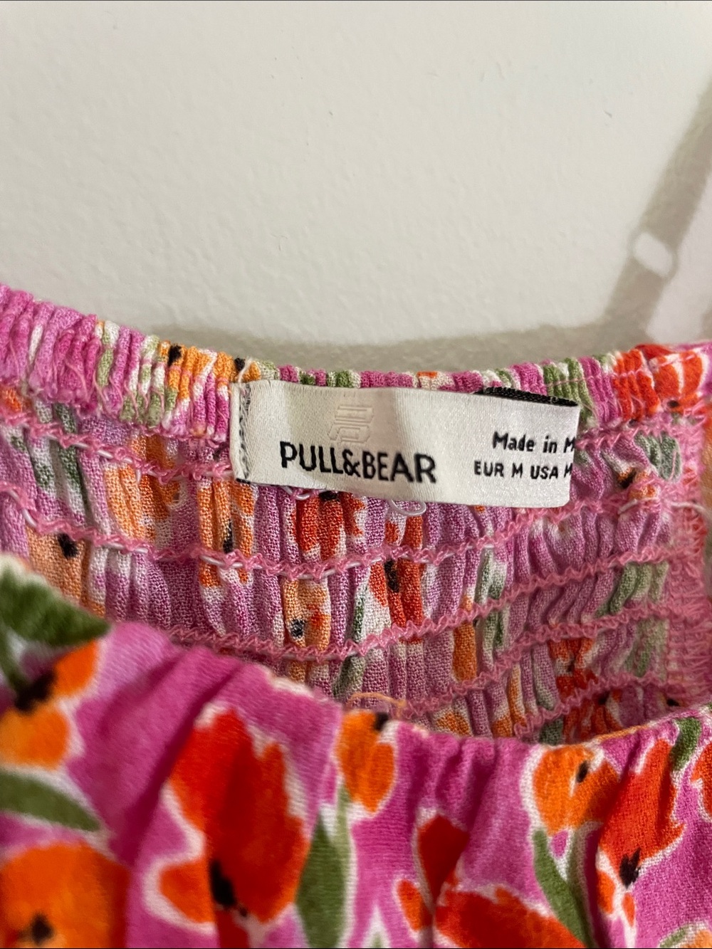 Pull&Bear Pink Floral Smocked Back Adjustable Strap Cami Romper Size M - Picture 2 of 16